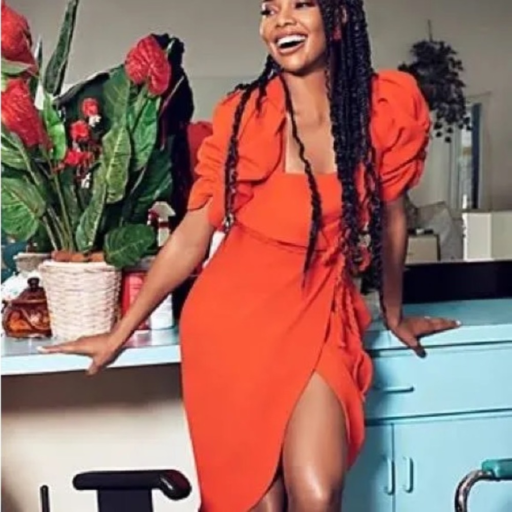 Large Gabrielle Union line dress from NY&C
